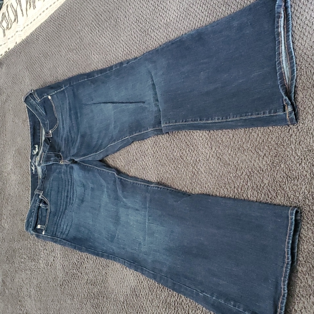 American Eagle favorite boyfriend jeans